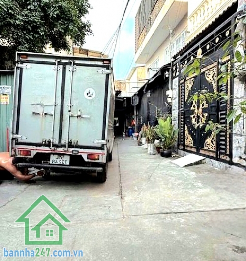 CHỈ 5,8 TỶ – NGANG KHỦNG 8M – HXH – NHÀ MỚI 3 TẦNG – SÁT MÃ LÒ - 4 PN – 3 WC 