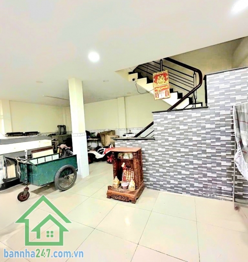 CHỈ 5,8 TỶ – NGANG KHỦNG 8M – HXH – NHÀ MỚI 3 TẦNG – SÁT MÃ LÒ - 4 PN – 3 WC 