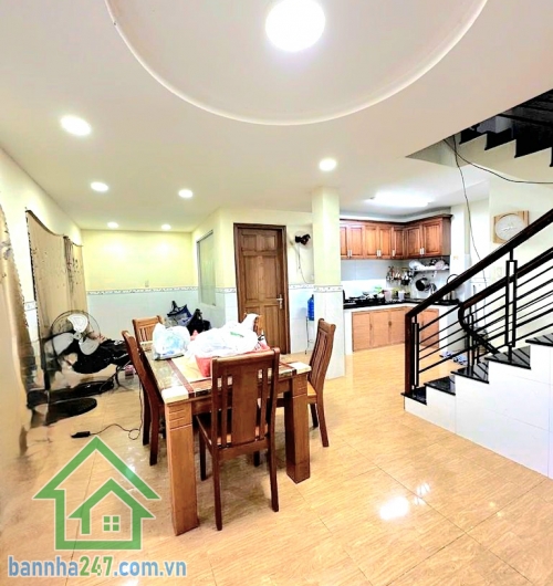 CHỈ 5,8 TỶ – NGANG KHỦNG 8M – HXH – NHÀ MỚI 3 TẦNG – SÁT MÃ LÒ - 4 PN – 3 WC 