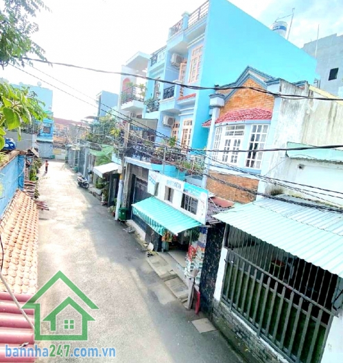 CHỈ 5,245 TỶ – HXH 6M – NGUYỄN THỊ KIÊU Q12 – GIÁP GÒ VẤP - 60m² (4 x 15) - 2 TẦNG - 3PN - 2WC • Diện tích: 60m² (4m x 15m) • Kết cấu: 1 trệt – 1 lầu • Kết cấu: 1 trệt – 1 lầu • Công năng: 3 PN – 2 WC • Có ban công thoáng mát • Hẻm nhựa 6m – xe hơi tránh 