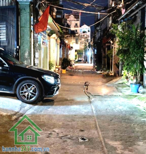 CHỈ 11,85 TỶ – NHÀ PHỐ 4 TẦNG SANG TRỌNG – XE HƠI NGỦ TRONG NHÀ – THOẠI NGỌC HẦU, TÂN PHÚ Nhà chính chủ xây tâm huyết – thiết kế hiện đại, công năng cực đỉnh 