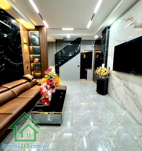 CHỈ 8,8 TỶ – NHÀ MỚI LẠC LONG QUÂN, P8 TÂN BÌNH – HẺM 8M - DT: 50M² (4,5 X11) 2PN - 2WC Hẻm 8m thông ra Thành Mỹ Vài bước chân ra Đông Hồ Gần chợ Tân Bình
