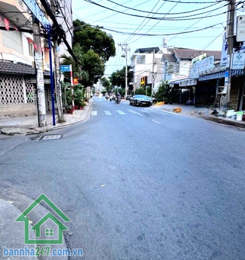 GIÁ 9,6 TỶ – MTKD NGUYỄN VĂN SĂNG – 4 TẦNG BTCT – KINH DOANH ĐỈNH - 4PN – 3WC  Vị trí đẹp – nhà chắc chắn – khai thác đa ngành nghề! Diện tích sử dụng: ~180m²