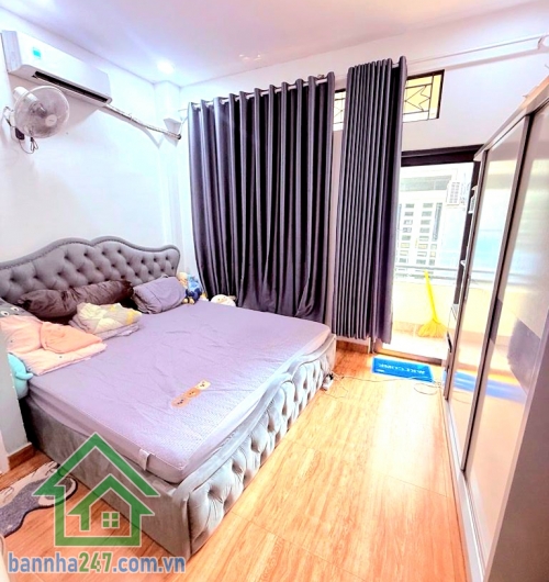 CHỈ 5,8 TỶ – HXH THẠCH LAM – TRẦN QUANG CƠ – 3 TẦNG BTCT - 3PN - 3WC  Căn nhà đẹp – vị trí trung tâm – đầy đủ công năng cho gia đình ở lâu dài! Diện tích: 43m - Mob 0933144037