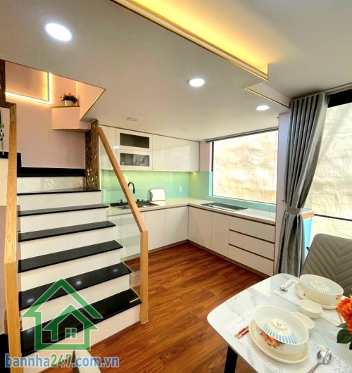 CHỈ 4,99 TỶ – TRUNG TÂM QUẬN 1 – NGUYỄN CƯ TRINH – 5 TẦNG FULL NỘI THẤT - 2PN – 3WC Căn nhà “hiếm có khó tìm” ngay lõi Quận 1 – vào ở ngay, full tiện nghi! 