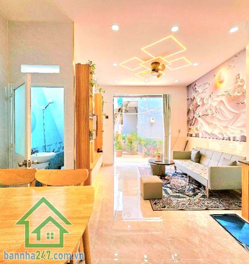 CHỈ 3,9 TỶ - NHÀ MỚI ĐẸP - HẺM XE HƠI ĐỖ CỬA - DT: 22M² (4,1 x 5)2 TẦNG - 2 MẶT TIỀN TRƯỚC SAU THOÁNG MÁT 