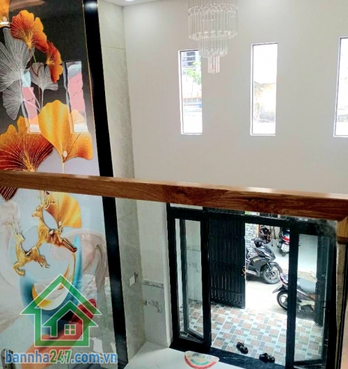 CHỈ 3,98 TỶ - NHÀ ĐẸP – LÊ VĂN KHƯƠNG – NGAY CHỢ THIẾC – DT: 51m² (4,2 x 13) 2 TẦNG - 3PN - 2WC SHR Phường Hiệp Thành – Quận 12 Chỉ vài bước chân ra chợ Thiếc