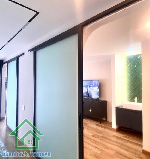 HXH TRUNG TÂM TÂN BÌNH – 3 TẦNG – 57M² – CHỈ 7,95 TỶ  Căn nhà diện tích lớn – vị trí trung tâm – phù hợp ở hoặc đầu tư lâu dài! Diện tích: 57m² – rộng rãi, dễ bố trí. Kết cấu: 3 tầng (1 trệt 2 lầu). Công năng: 3PN (có thể tách thành 4PN) – 4WC – phòng khá