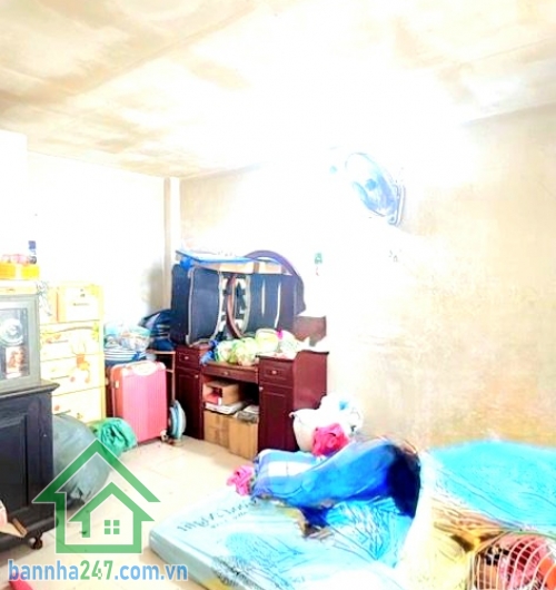 CHỈ 4,65 TỶ – HXH – GẦN CHỢ BÌNH TRỊ ĐÔNG – KHU TÊN LỬA - DT: 48M² (4 x 12)M - 2 TẦNG - 2PN - 2WC 
