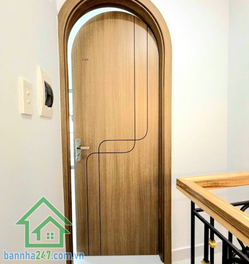 CHỈ 2,35 TỶ - NHÀ LŨY BÁN BÍCH – NHÀ MỚI 3 TẦNG – FULL NỘI THẤT - 2PN - 3WC Nhà mới đẹp, dọn vào ở ngay Vị trí: Lũy Bán Bích, Quận Tân Phú – giáp Quận 11, Quận 6 DTSD: 52m² – 3 tầng kiên cố. Kết cấu: 1 trệt 2 lầu - 2PN rộng rãi – 3WC riêng biệt