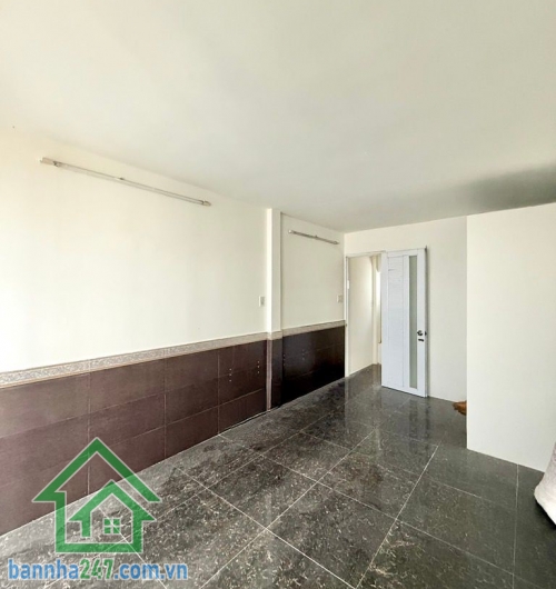 CHỈ 4,35 TỶ – TRUNG TÂM Q.10 – 4 TẦNG – 3PN 4WC – NỞ HẬU Căn nhà hiếm khu lõi Quận 10 – vị trí vàng – giá cực tốt! Diện tích: 21m² (3.2 × 7m) – nở hậu nhẹ  Mob 0933144037