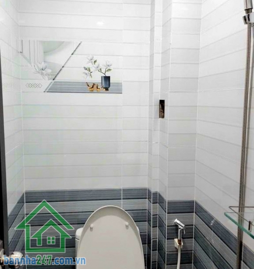 CHỈ 3,9 TỶ – TRUNG TÂM QUẬN 3 – GẦN CMT8 – NHÀ ĐẸP Ở NGAY - 2PN – 2WC Căn nhà “mơ ước” giữa trung tâm – giá hiếm – cực kỳ đáng xuống tiền! Diện tích: 34m² Mob 0933 144 037