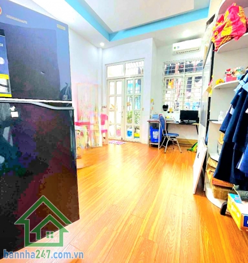 SIÊU PHẨM - Ô TÔ NGỦ TRONG NHÀ TÔ HIỆU GẦN ĐẦM SEN – TÂN PHÚ – 68M² – NHÀ ĐẸP Ở NGAY – CHỈ 7,1 TỶ -  Căn nhà “đáng sống” ngay khu Đầm Sen – vừa yên tĩnh, vừa tiện ích bủa vây! Diện tích: 68m² – rộng rãi, thoáng mát
