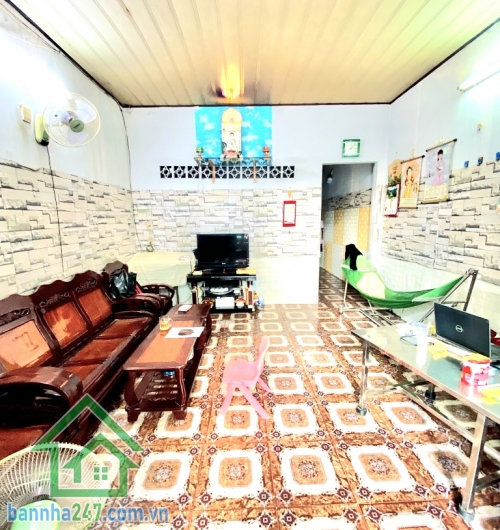 CHỈ 4,4 TỶ – BÌNH TÂN GIÁP TÂN PHÚ – KẾ AEON MALL – HẺM Ô TÔ – 65M² (4×16,25)M – NỞ HẬU – NHÀ CẤP 4 TIỆN XÂY MỚI Hiện trạng: Nhà cấp 4 đã cũ → rất tiện sửa chữa, xây mới