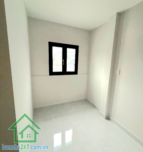 CHỈ 4,95 TỶ – NHÀ MỚI TINH 3 TẦNG – HẺM XE HƠI THÔNG – SÁT CHỢ BÌNH LONG – GIÁP TÂN PHÚ - DT: 43M² 3PN - 3WC Khu Bình Long – giáp Tân Phú, tiện ích xung quanh đầy đủ