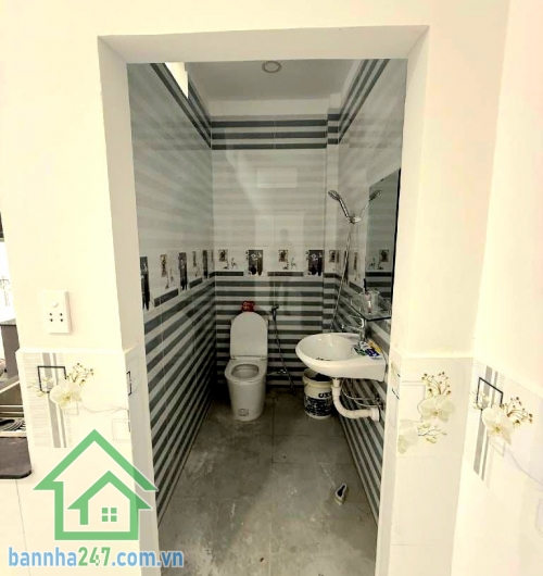 CHỈ 4,75 TỶ – HIẾM – NHÀ MỚI 2 TẦNG - DT: 48M² – HẺM Ô TÔ ĐỖ CỬA – NGAY AEON MALL TÂN PHÚ - 2PN - 2WC Khu AEON Mall Tân Phú – vị trí cực đẹp, tiện ích ngập tràn